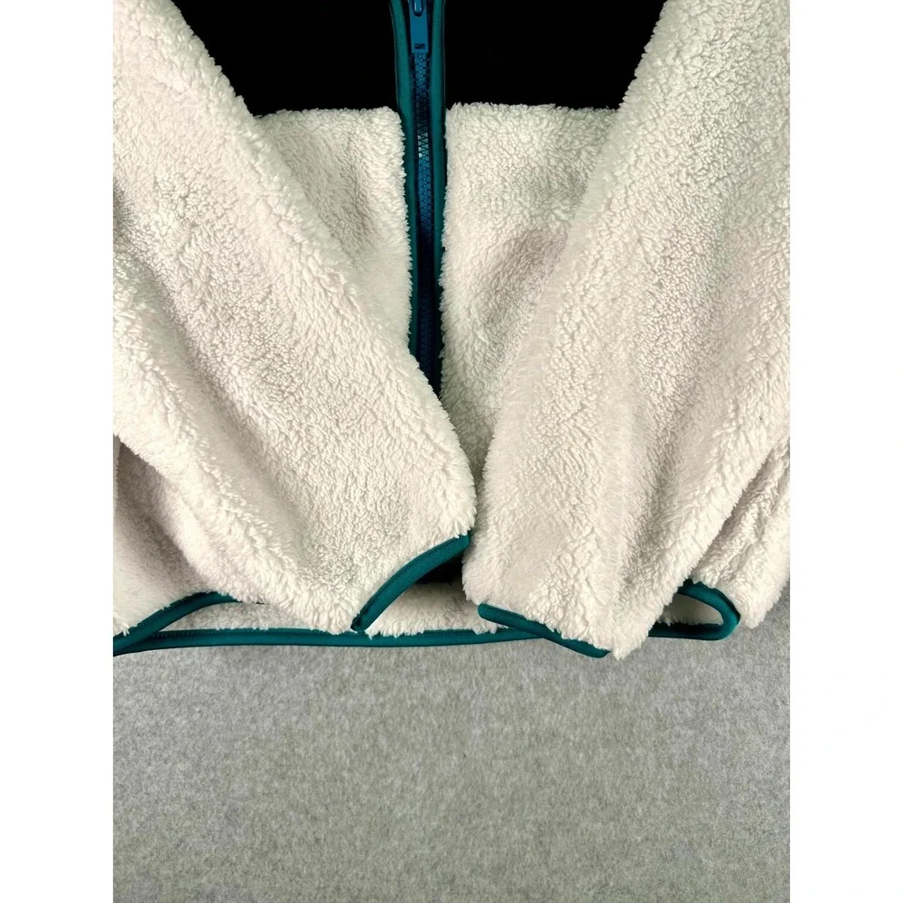 Old Navy Sherpa Jacket Boys L 10-12 White Black Hooded Cozy Warm Outdoor Winter